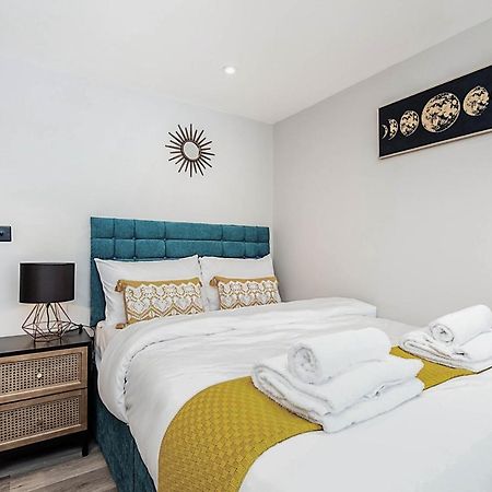 The Burton Penthouse By Fortuna Property Cheltenham Kültér fotó