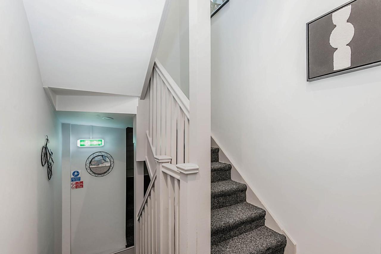 The Burton Penthouse By Fortuna Property Cheltenham Kültér fotó