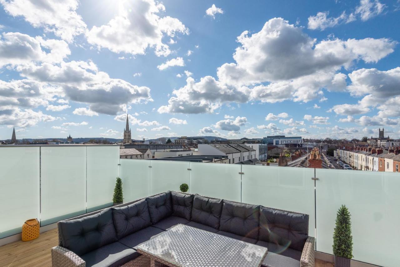 The Burton Penthouse By Fortuna Property Cheltenham Kültér fotó